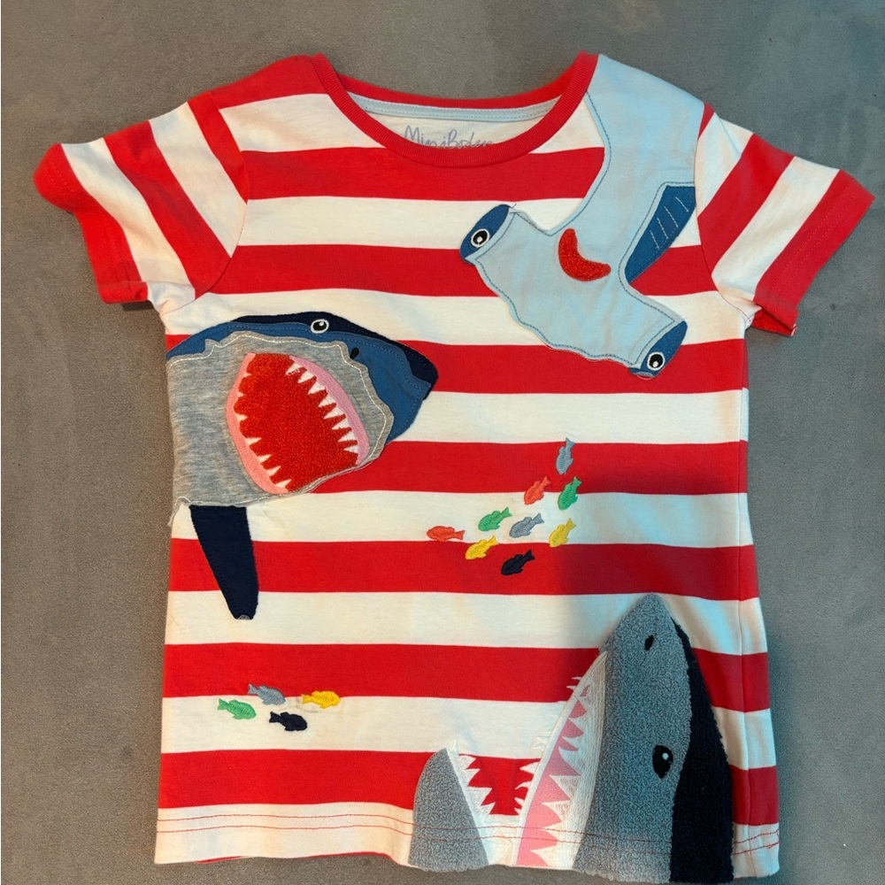 Mini Boden stripes shark shirt embroidered size 6-7Y